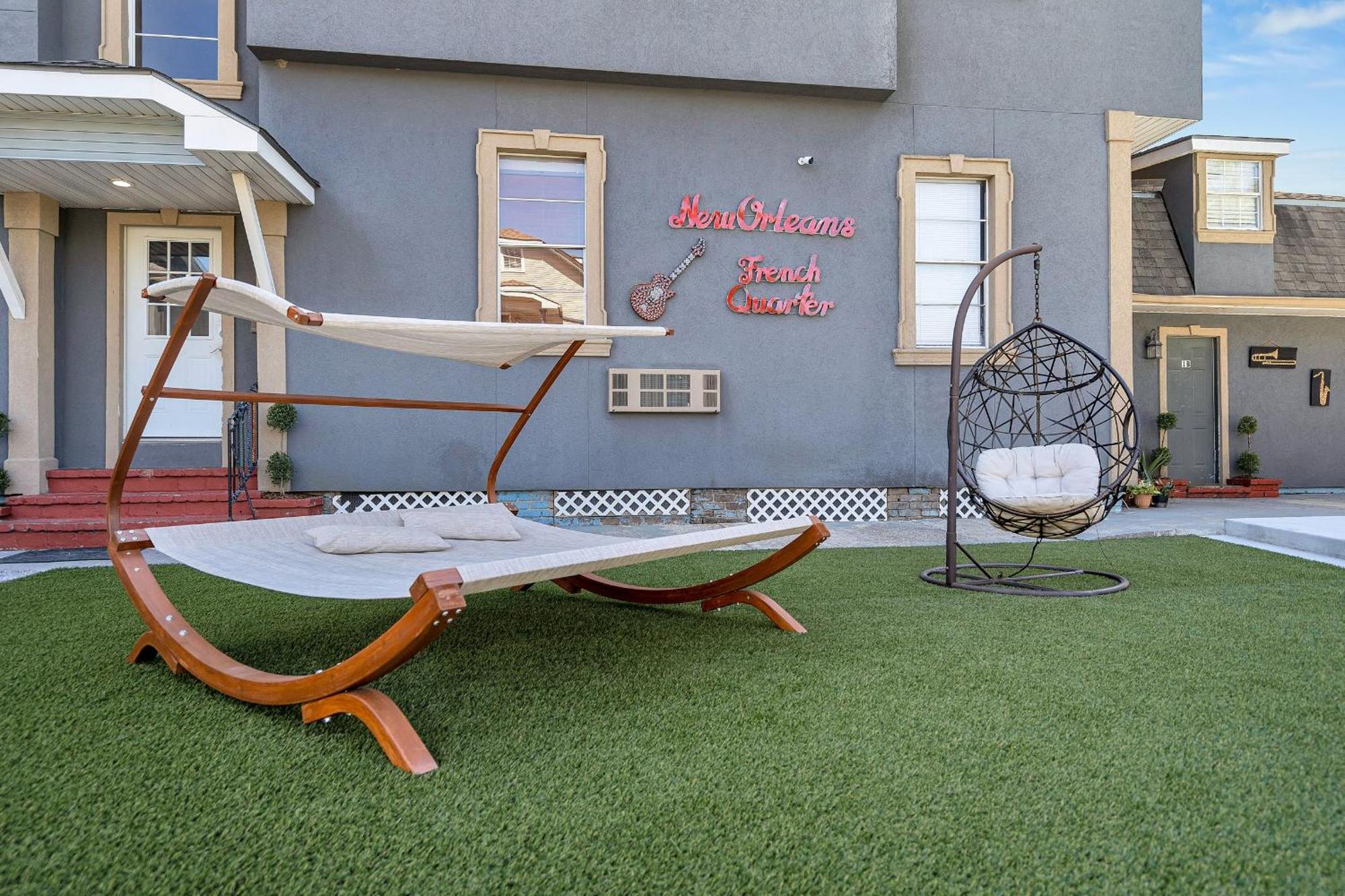 Hotel Sleeps 24-spacious Near Fq W Pool New Orleans